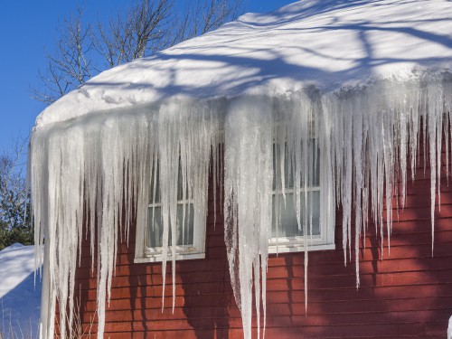 Winter Roof Maintenance Tips