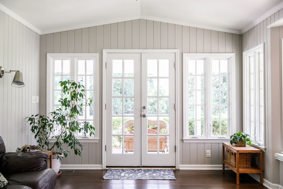 Living room windows in a Prospect Heights, Illinois house