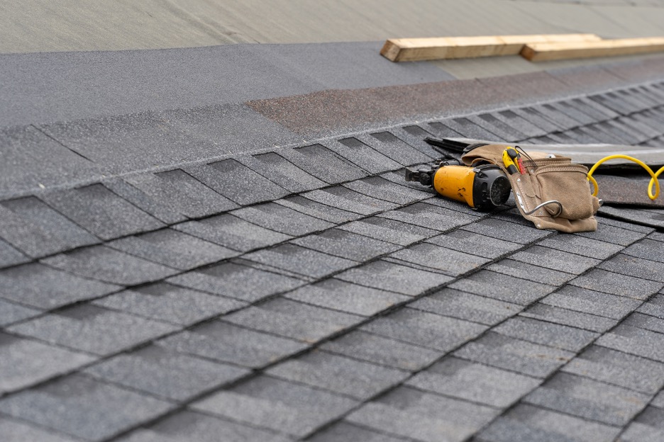 Shingle roof replacement at a house in Mt Prospect, Illinois