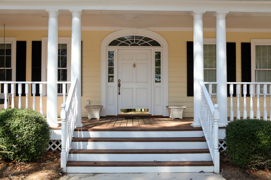 Front door replacement in Arlington Heights, Illinois