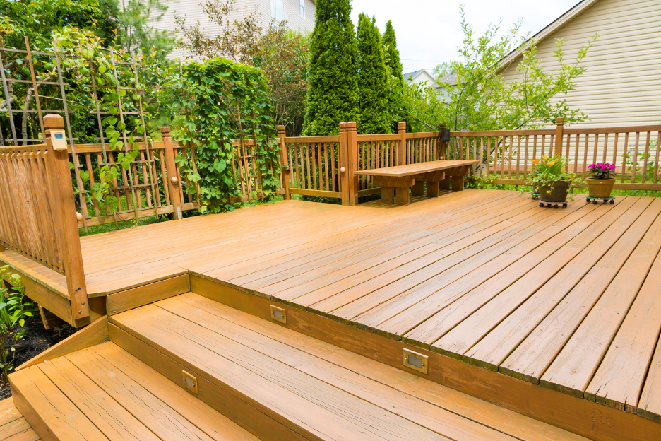 Deck Installer in Arlington Heights, Illinois